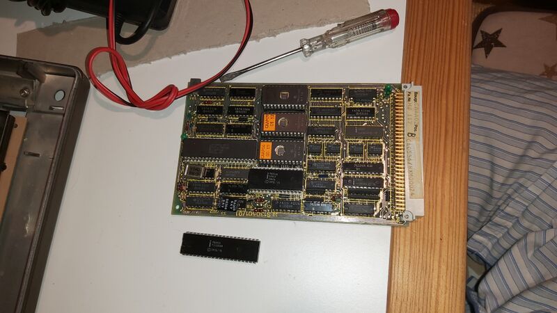 File:IBM 8085 CPU being tested in the Alphatronic P2.jpg